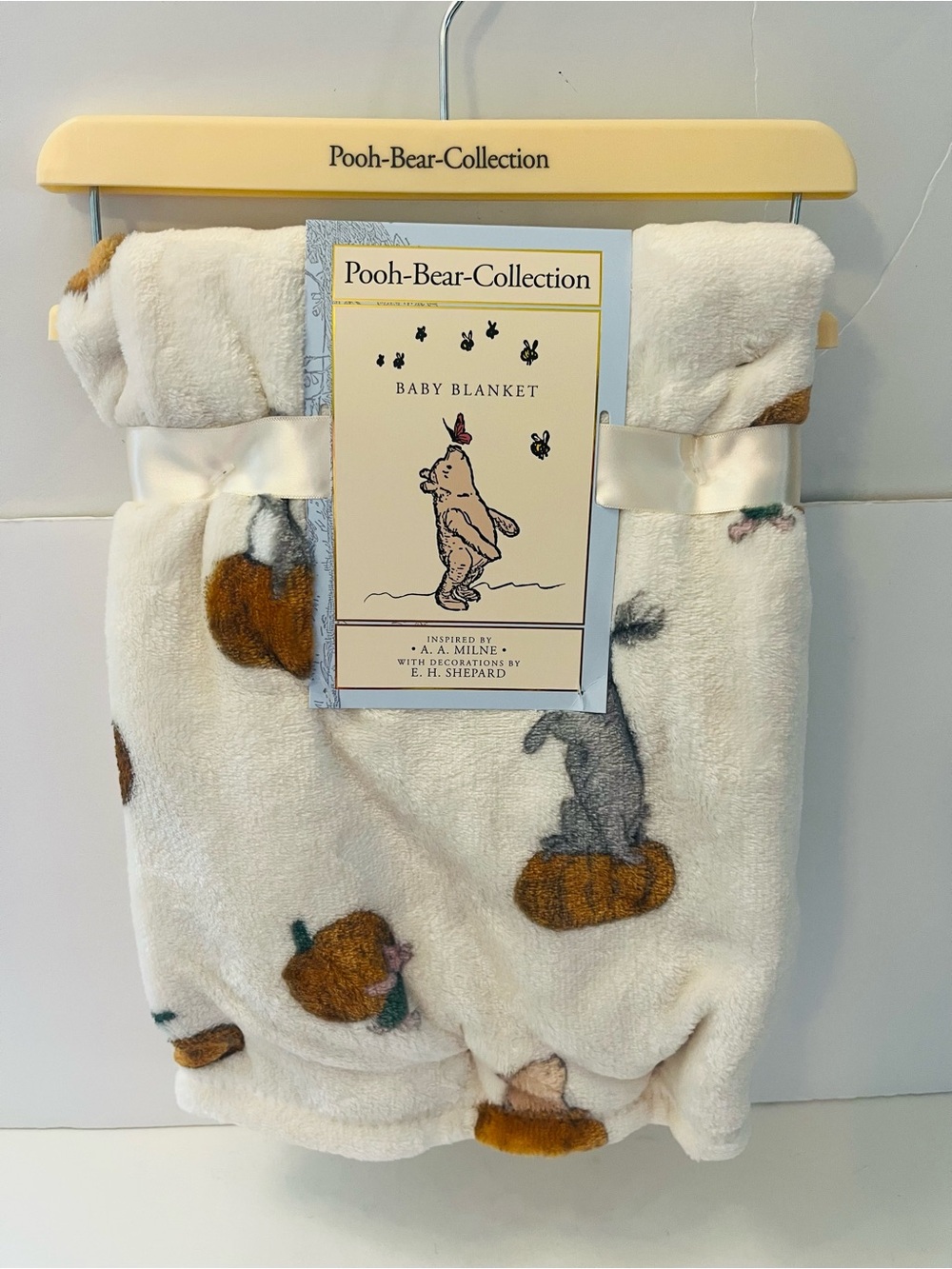 Winnie the Pooh Bear Collection Fall Autumn Baby Blanket Eeyore Rabbit Pumpkin